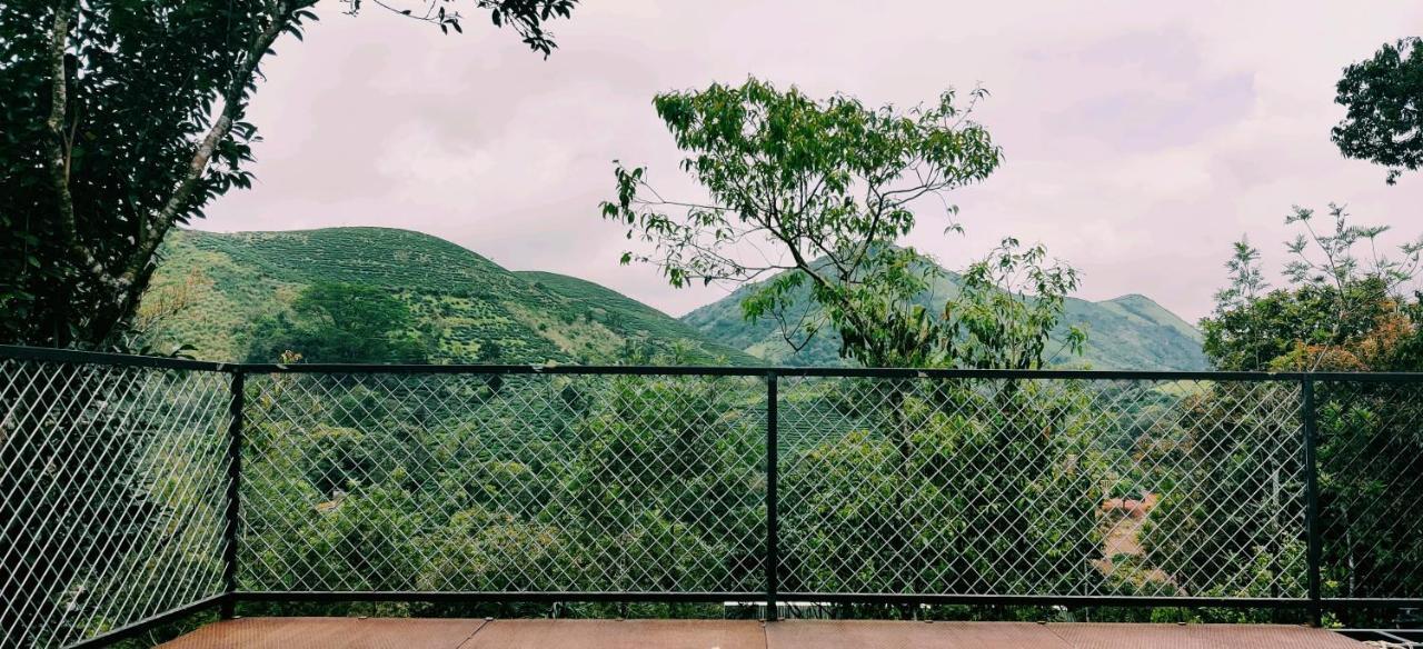 Holiday Vagamon Esterno foto
